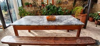 Tavolo antico in marmo