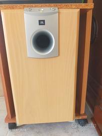 subwoofer JBL sub138