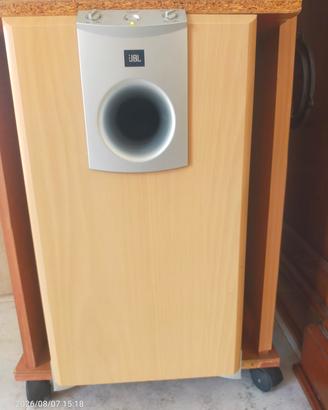 subwoofer JBL sub138