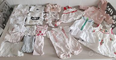 Lotto abbigliamento neonata