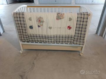 Lettino in legno