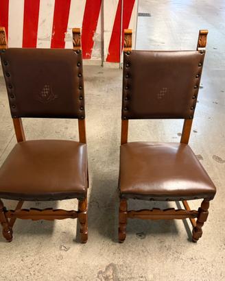 3 poltrone vintage in legno con seduta imbottita