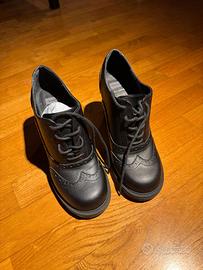 Scarpe Bata Stringate Brogue (Francesina)