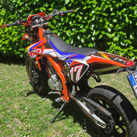 Moto supermotard