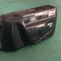 Nikon RF2 macchina fotografica analogica 35mm