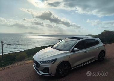 Ford Focus ST LINE - X