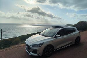 Ford Focus ST LINE - X