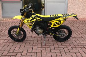 Suzuki Valenti Racing