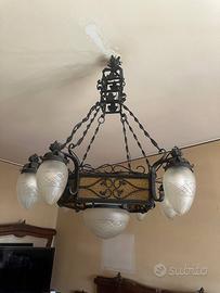 Lampadario vintage in ferro battuto con vetri – gr