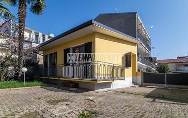 BILOCALE INDIPENDENTE SENZA SPESE CONDOMINIALI