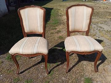 Coppia di sedie classiche imbottite stile barocche