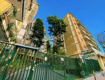 2 LOCALI A NAPOLI