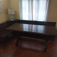Panca con tavolo in legno