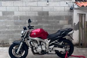 Moto fz6 yamaha