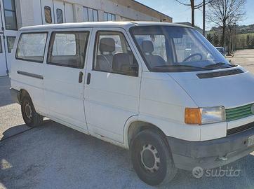 Volkswagen Transporter 2.4 D Vetrato