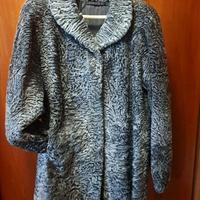 Giacca in pelliccia persiano grigio argentato