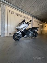 TMax 530 m.y. 2016 ABS Led e Keyless