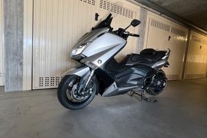 TMax 530 m.y. 2016 ABS Led e Keyless