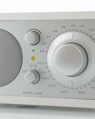 Radio Tivoli model one bianco/argento. Perfetta