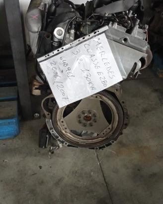 Motore Mercedes Classe E 280 648961