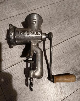 Tritacarne manuale vintage 

