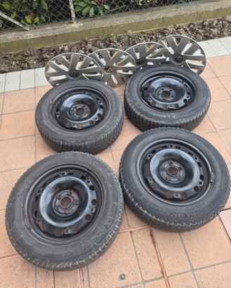 Cerchi VW con gomme invernali Michelin