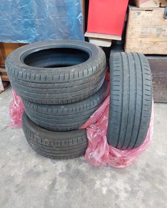Gomme 225 55 r18