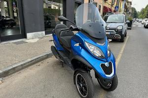 PIAGGIO MP3 530 akrapovic