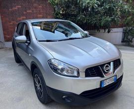 NISSAN Qashqai 2.0 16V Tekna
