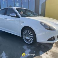ALFA ROMEO Giulietta 2.0 JTDm-2 140 CV Distincti