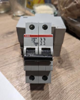 Interruttore magnetotermico ABB