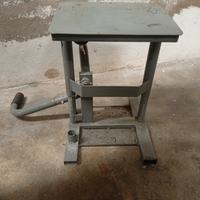 Sollevatore per moto