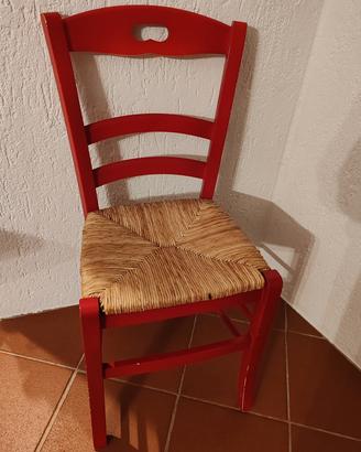 4 sedie rosse in legno con seduta in paglia