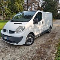 Renault Trafic dci 115 2.0 anno 2011