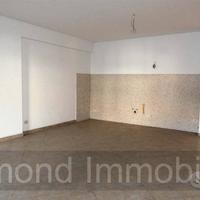 Bivano piano terra con garage a Mascali