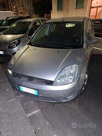 Ford fiesta del 2003 cc 1400 diesel marciante