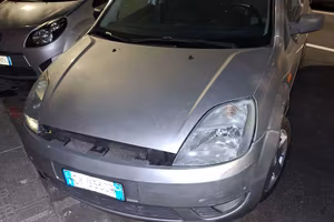 Ford fiesta del 2003 cc 1400 diesel marciante