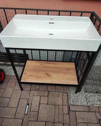 mobile industrial bagno