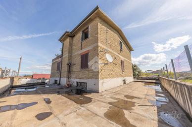 VILLA SINGOLA A ROMA