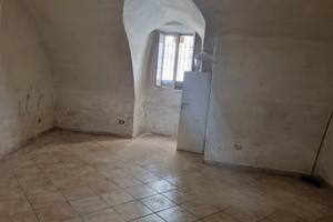 Deposito merci/magazzino C2 di 30 mq con bagno
