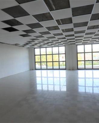 Immobile di 102 m² con 1 locale a San Giovanni Val