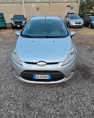 Ford Fiesta 1.4 tdci Titanium 5p