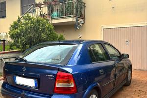 Opel Astra 1.700 dti 70cv