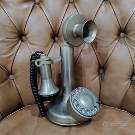 Telefono antico a candela in ottone