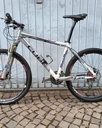 Cube Elite 26" - (Shimano XTR, Fox, SRAM)