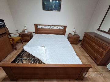 Camera da letto completa