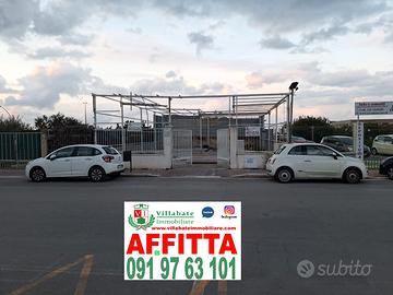 Piazzale di 170 mq Via Giulio Cesare