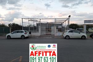 Piazzale di 170 mq Via Giulio Cesare