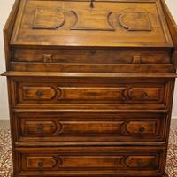 Mobile scrittoio con ribalta e cassetti