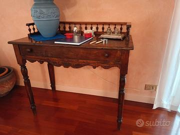 Scrivania antica primi ’900 in legno massello